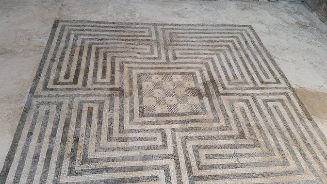 Tour in the ruins of Pompeii with an archaeologist - Who Should Consider This Tour?