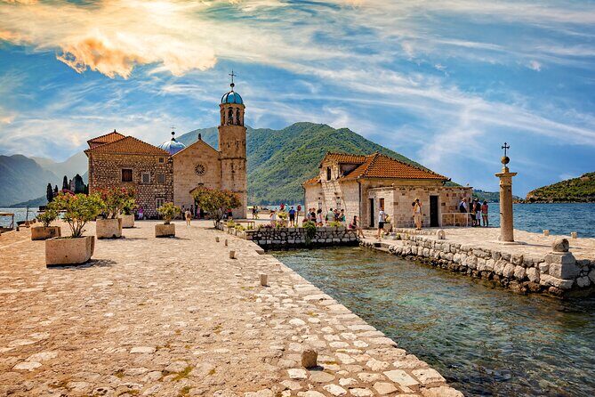 Tour Kotor - Perast Old Town - Island Our Lady of the Rocks - Every 2 hours - A Detailed Look at the Experience