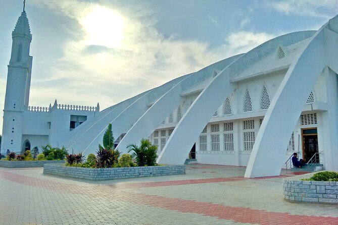 Tour of Basilica of Our Lady of Good Health in Velankanni from Thanjavur - FAQ