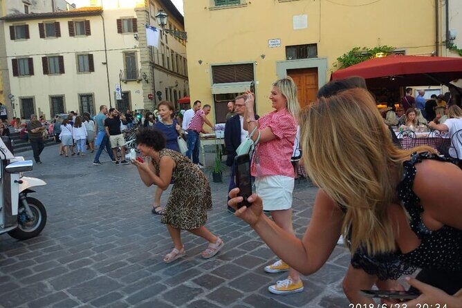 Tour of Florence OldTown in golf cart etuktuk (Minimum 2 PAX) - Discover Florence in Style: A Review of the Old Town Tour by Golf Cart and Electric Tuk-Tuk