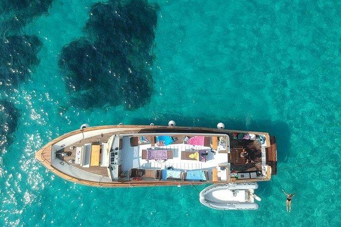 Tour of Ischia Island with Motor Yacht Rocca Corsa - FAQ