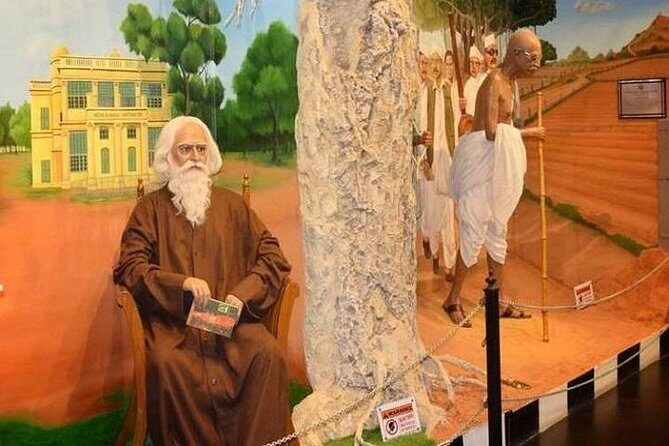 Tour of Jaipur Wax Museum - The Authentic Experience and Practical Tips