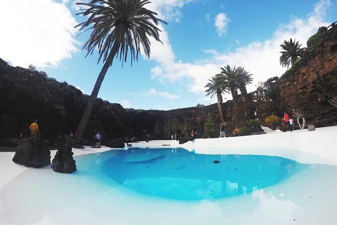 Tour of Jameos del Agua, Cueva de los Verdes and Viewpoint from the cliffs - Key Points