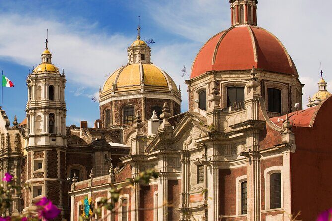 Tour of the Basilica of Guadalupe with Plaza de las Tres Culturas - An In-Depth Look at the Tour