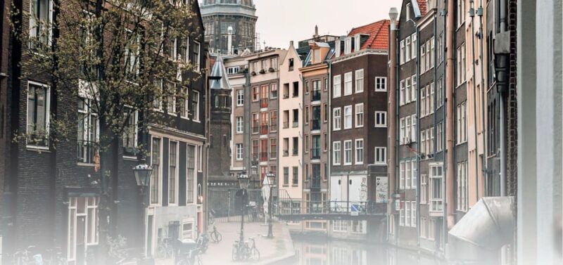 Tour of the historical center of Amsterdam in Italian - A detailed look at the experience