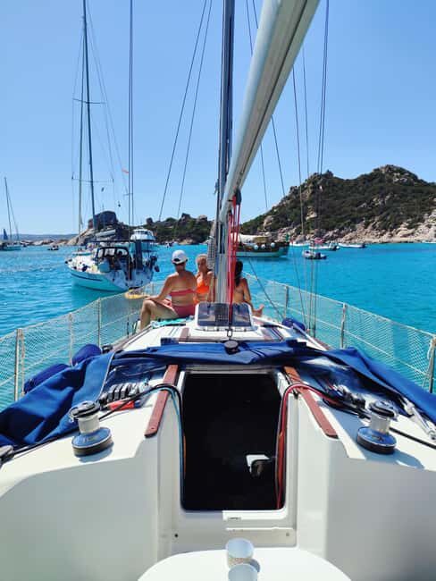 Tour of the islands of the archipelago with lunch and drinks - Frequently Asked Questions