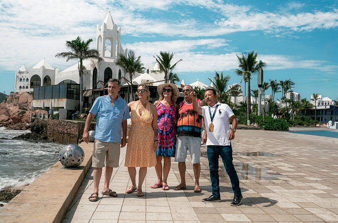 Tour of the Natural Lighthouse of Mazatlan - FAQs