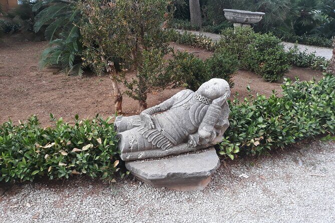 Tour of Villa Palagonia and Street Food itinerary in Bagheria - FAQ