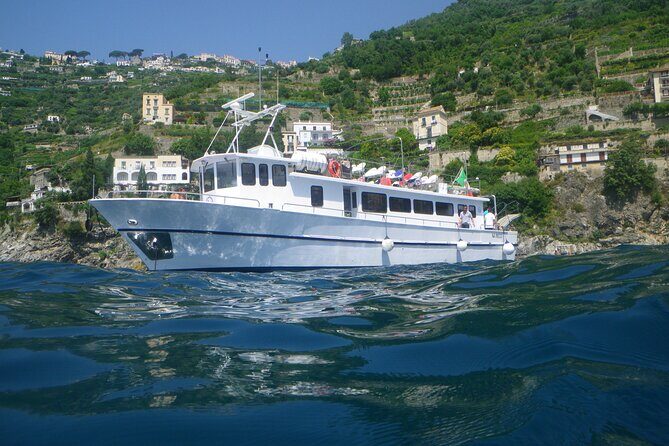 Tour on the Amalfi Coast, 4-hour cruise with aperitif - The Experience: A Deep Dive into the Tour