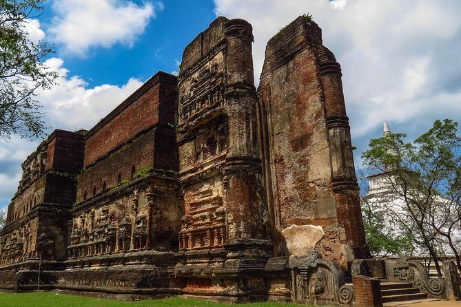 Tour Packages in Sri Lanka - Most Popular Round Tour - All in One Tour - FAQ