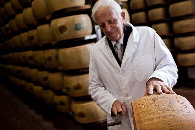 Tour Parmigiano Reggiano dairy and Parma ham - Authentic Flavors of Italy: A Review of the Parmigiano Reggiano Dairy and Parma Ham Tour