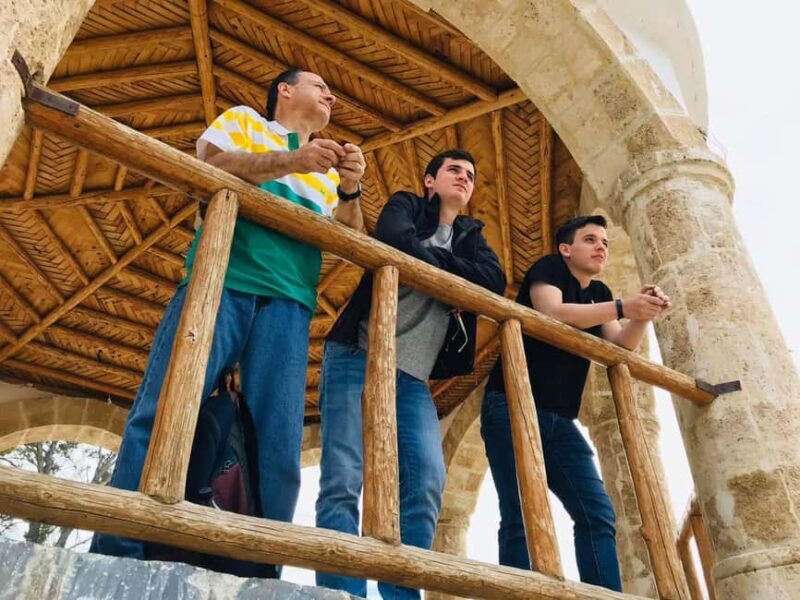 Tour "Parras de la Fuente" + Guía + Traslados + Tickets - The Sum Up