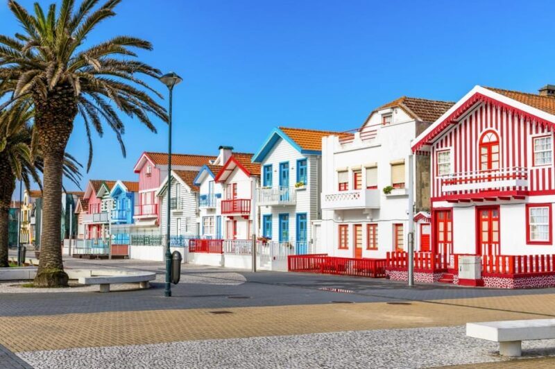 Tour Porto-Aveiro/Costa Nova | half day in portuguese venice - Who is This Tour Best For?