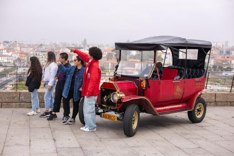 Tour Porto: Classic Car + A Toast with Port Wine - An In-Depth Look at the Porto Classic Car Tour