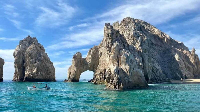 Tour the Arch of Cabo San Lucas and head down to Playa del Amor - The Sum Up