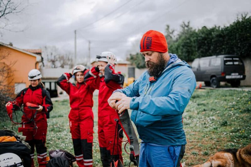 TOUR THE UNDERGROUND WITH NO EXPERIENCE REQUIRED Abseil tour - Key Points