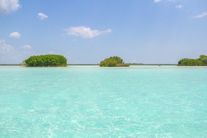 Tour to Bacalar 7 Colors Laggon Lunch and Breakfast included - FAQ