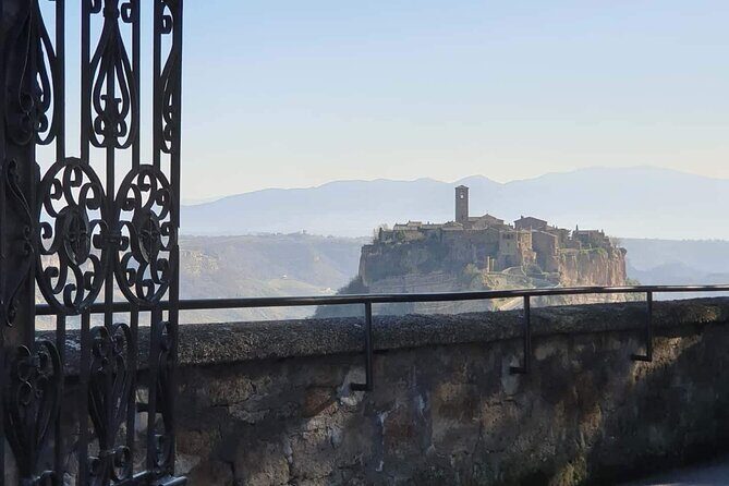 Tour to Civita di Bagnoregio and Bolsena with Panoramic stops - Key Points