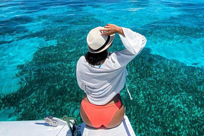 Tour to Isla Mujeres with Snorkeling - Beach Club and Buffet Lunch