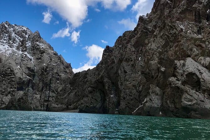 Tour to Kel Suu Lake Visit Paradise of Kyrgyzstan - Key Points