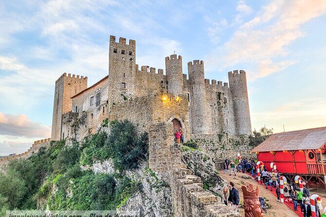 Tour to Óbidos Castle, Far from Nazareth and Battle Monastery - Discovering Lisbon’s Historic Gems: A Look at the Tour to Óbidos Castle, Nazaré, and Batalha