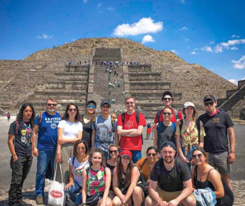 Tour to Teotihuacan by panoramic minibus - Key Points