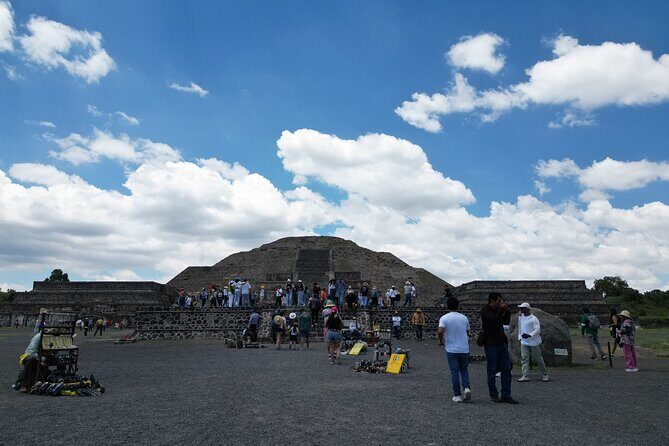 Tour to Teotihuacan with visit to ancient caves and CDMX transportation - Who Will Love This Tour?