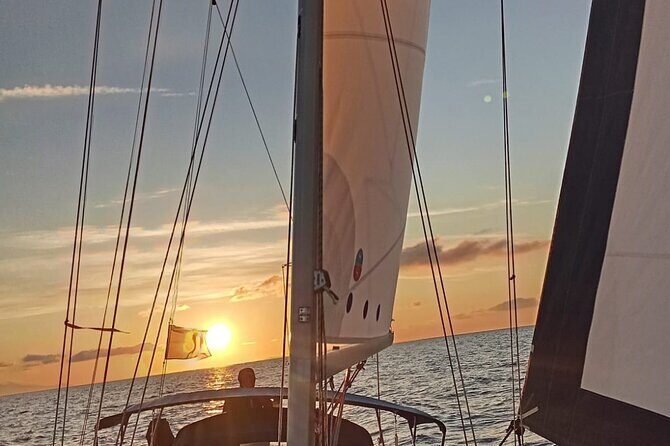 Tour to the islands of the La Maddalena Archipelago by sailing boat - Key Points