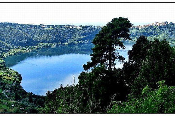 Tour to the Roman castles: Nemi, Ariccia and Castel Gandolfo, a day from Rome - FAQs