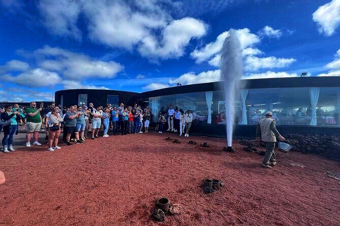 Tour to Timanfaya, Jameos del Agua, Cueva de los Verdes and viewpoint from the cliff - The Itinerary: What to Expect at Each Stop