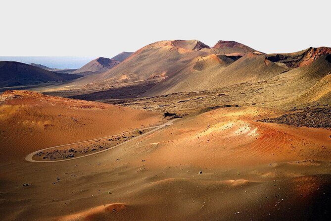 Tour to Timanfaya, La Geria and La Laguna Verde - A detailed look at what you’ll experience