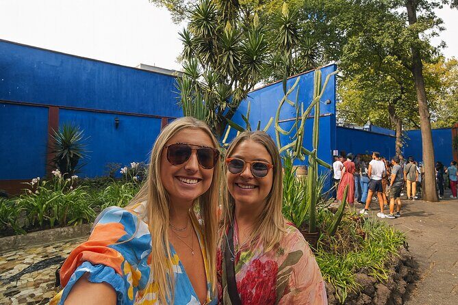 Tour to Xochimilco and Coyoacán: Frida Kahlo Museum - An In-Depth Look at the Tour Experience