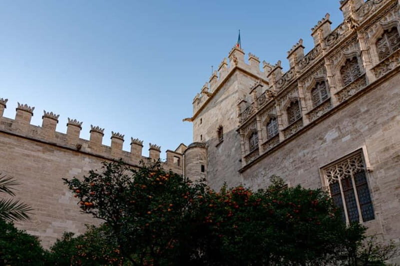 Tour Valencia "Between Vice and Virtue". - Who Is This Tour Best Suited For?