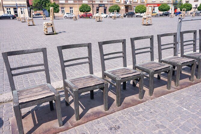 Tour via Kazimierz Quarter by Golf Cart with Schindler's Museum in Krakow - Practical Details and Tips