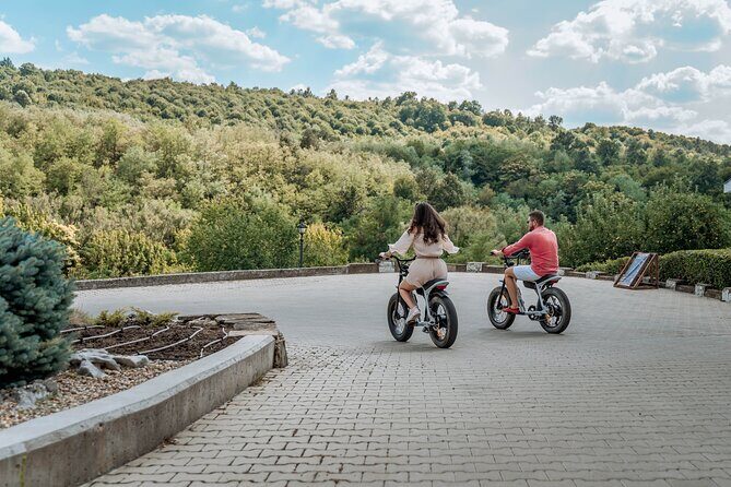 TOUR with an electric bike in Veliko Tarnovo - The Equipment & Safety
