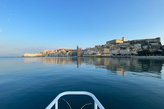 Tourist boat tour of the Gaeta peninsula - An In-Depth Look at the Gaeta Peninsula Boat Tour