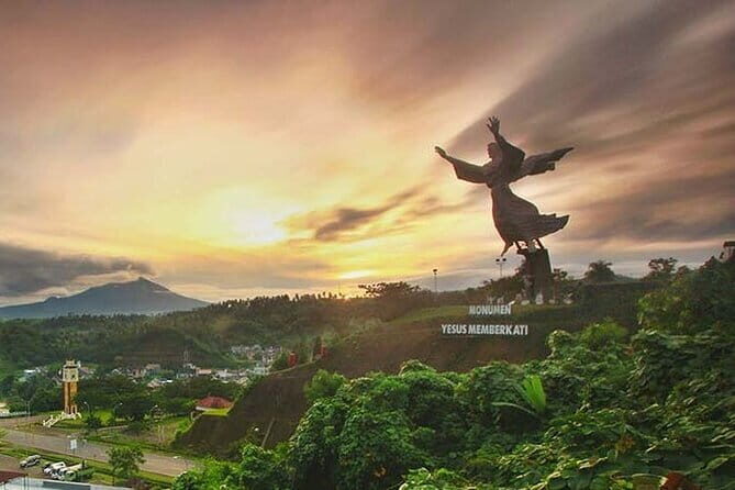 Tours within Manado City include lunch and hotel pick-up and drop-off - Introduction