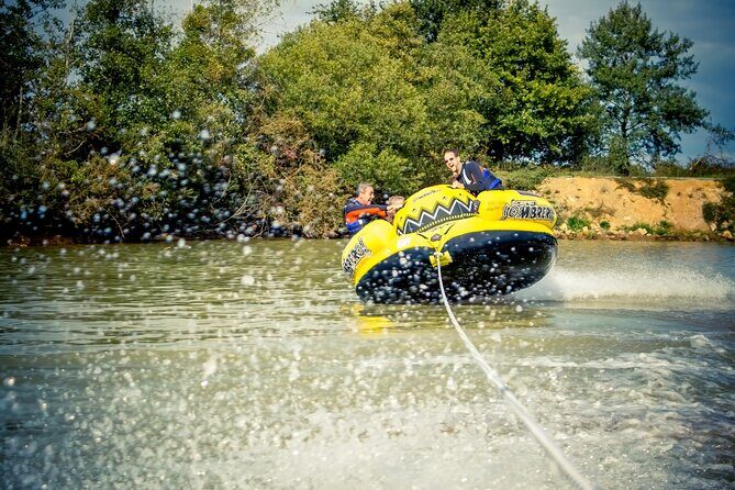 Towed buoy session in Loire Atlantique - The Setting and Facilities
