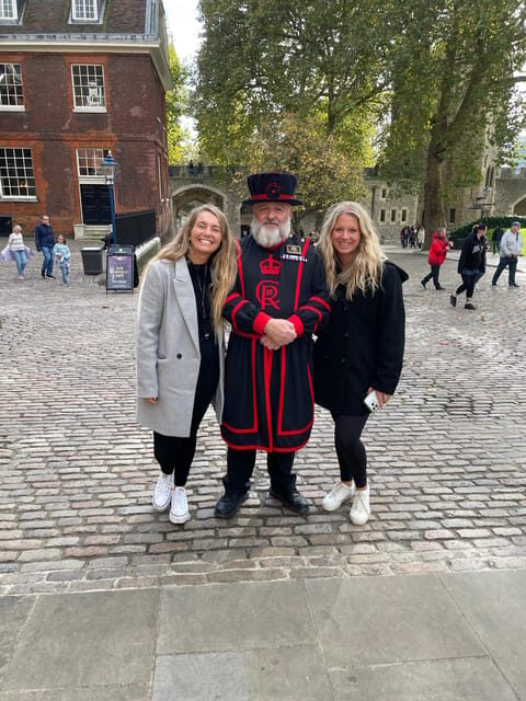 Tower of London: After-Hours Tour with Ceremony of the Keys - Key Points