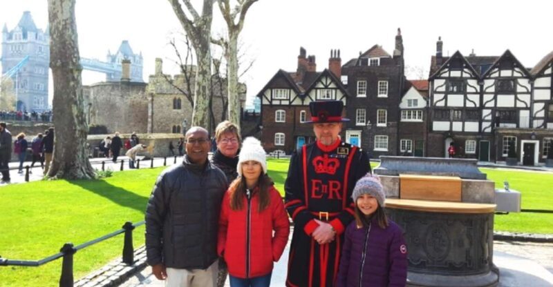 Tower of London and Tower Bridge Private Tour - Starting Point and Practicalities