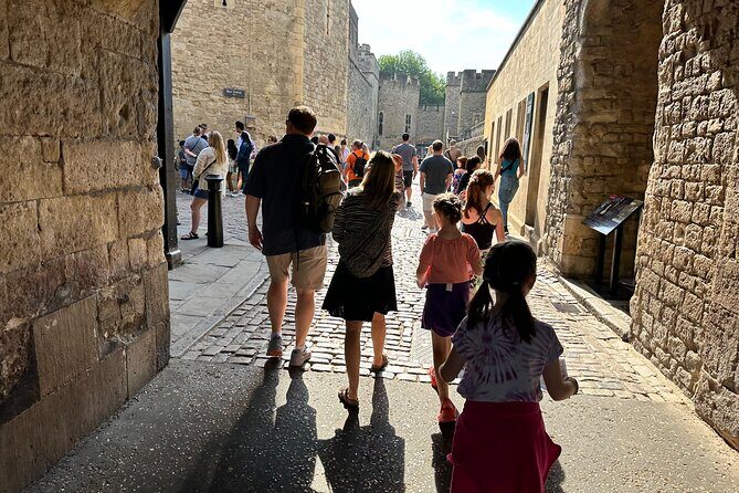 Tower of London for kids & families Private Guided Tour with pre-booked Tickets - Key Points