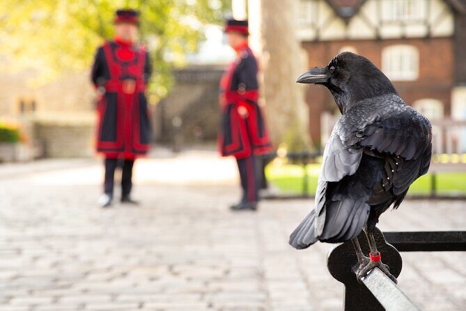 Tower of London Fully Guided Private Tour - Detailed Breakdown of the Experience
