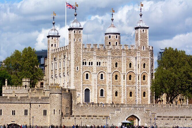 Tower of London Guided Tour, Crown Jewels, Tower Bridge - Authentic Insights from Visitors