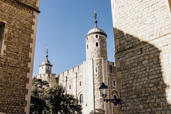 Tower of London Tour with Crown Jewels & Cruise - A Closer Look at the Itinerary