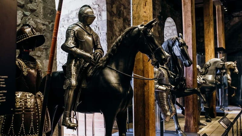 Tower of London Tour with Crown Jewels, plus River Cruise - Who Should Consider This Tour?