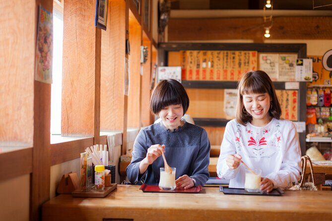[Town walk] Stroll around Matsuyama Castle and enjoy local shopping - The Bottom Line