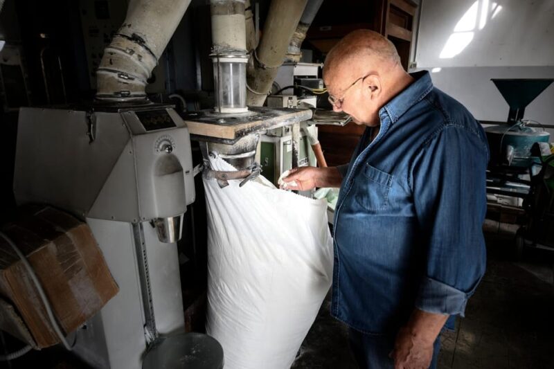 Tradition and taste: tour of Caltagirone's historic mill - FAQ