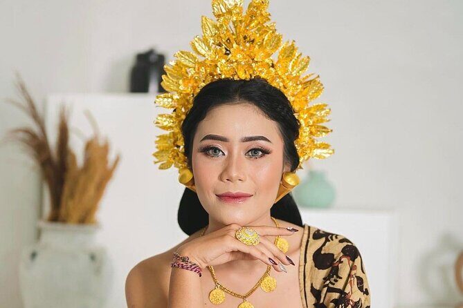 Traditional Bali Costume Rental and Photoshoot seminyak - A Closer Look at the Experience