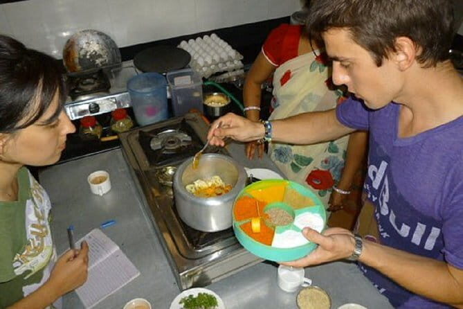 Traditional Food of Rajasthan Cooking Class Experience - Exploring the Rajasthan Cooking Class in Depth