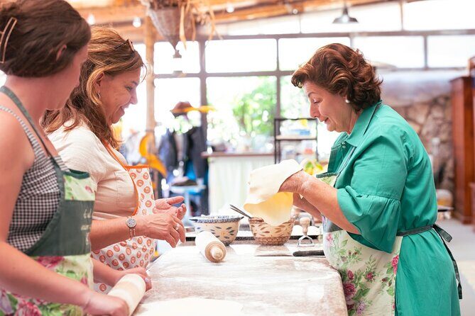 Traditional Menu with Mama Lucia - Key Points